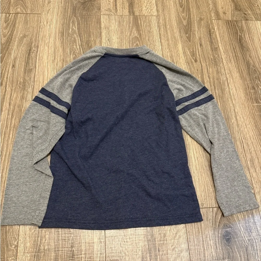 The Children's Place Boys Navy Blue Striped Arm Long Sleeve Henley T Shirt Sz M